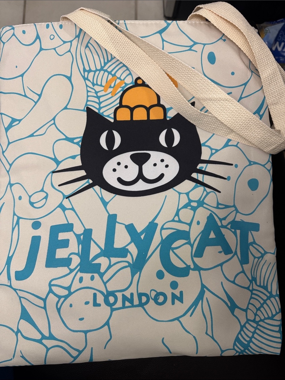 BNWOT- Cream Tote bag